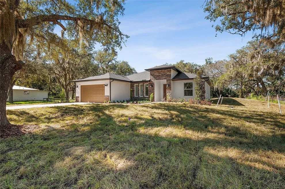 Unit for sale at 304 N JUNGLE ROAD, GENEVA, FL 32732