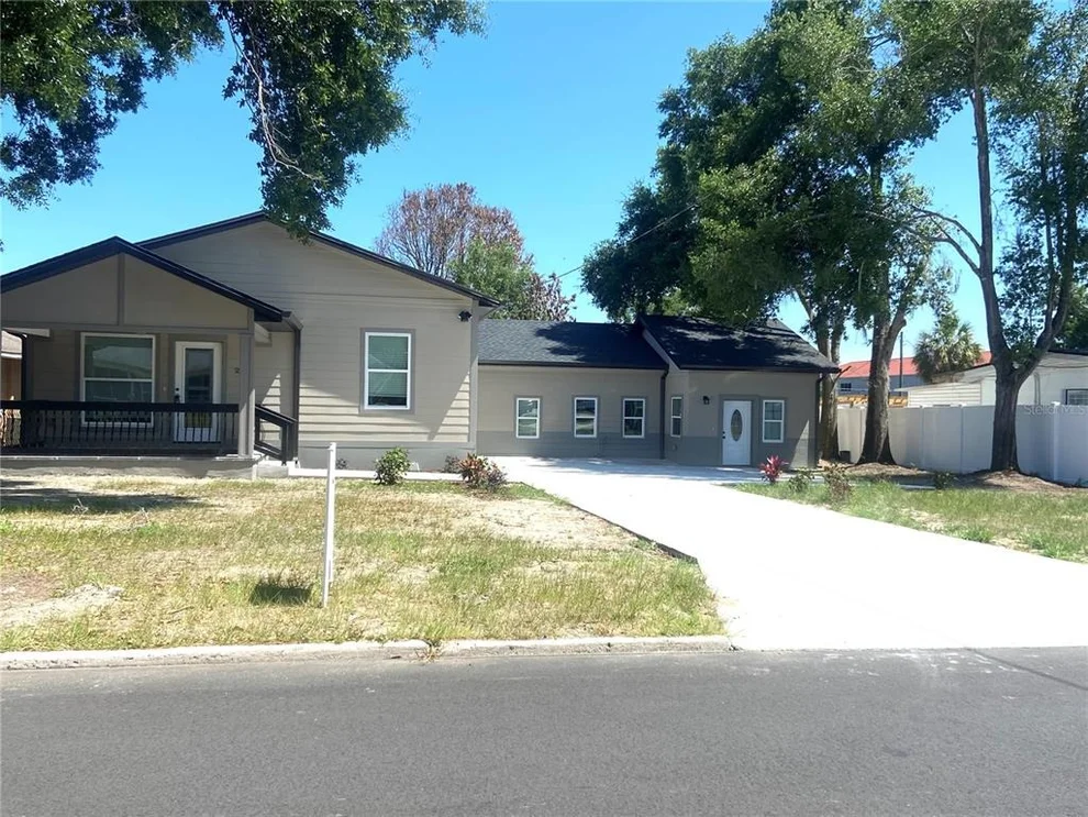 Unit for sale at 207 AVENUE E SE, WINTER HAVEN, FL 33880