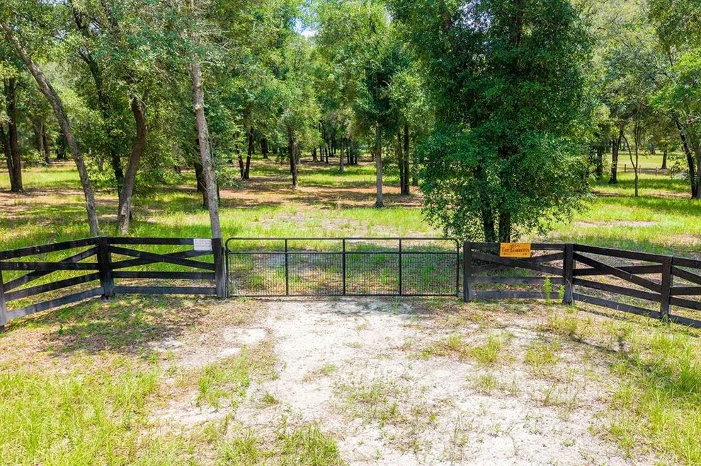 Unit for sale at 4316 NE 27TH LANE, HIGH SPRINGS, FL 32643