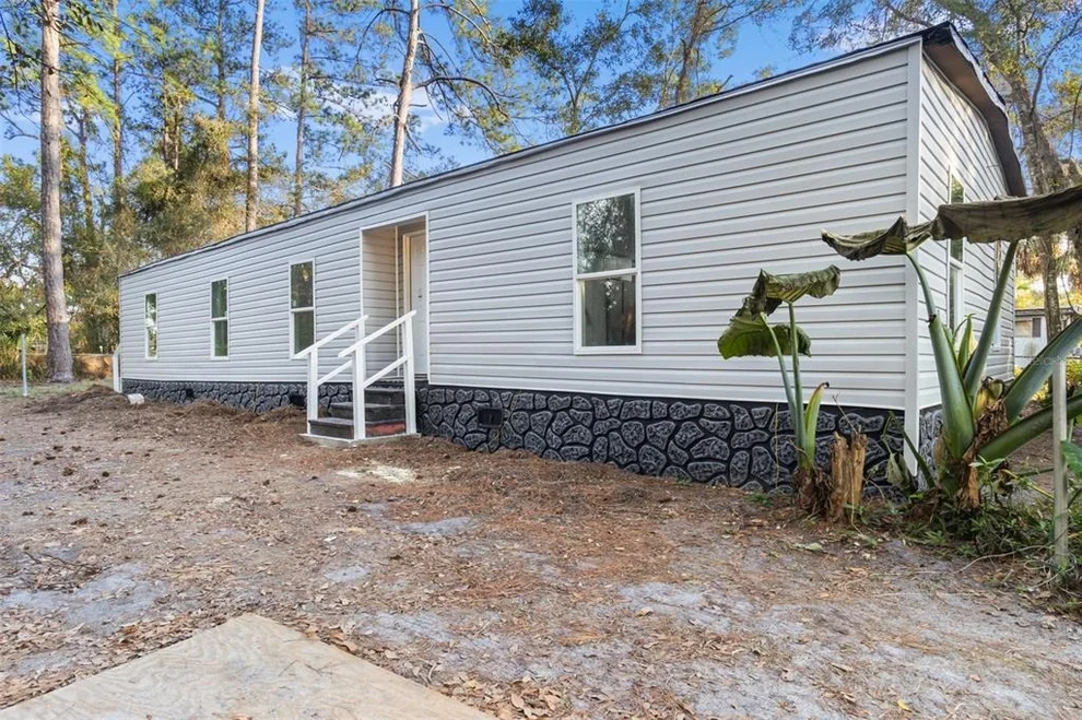 Unit for sale at 18186 FERRY AVENUE, BROOKSVILLE, FL 34604