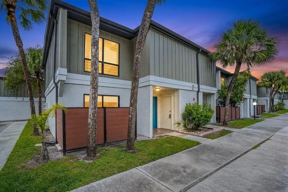 Unit for sale at 4001 BENEVA ROAD, SARASOTA, FL 34233