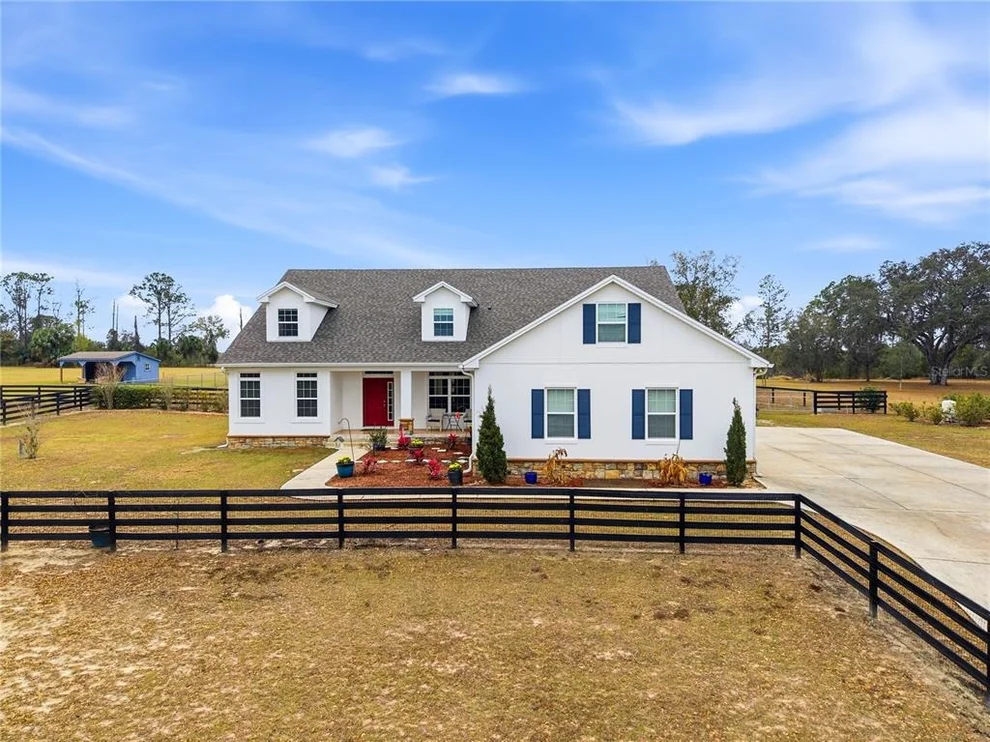 Unit for sale at 5608 STRONG POINT, WEIRSDALE, FL 32195