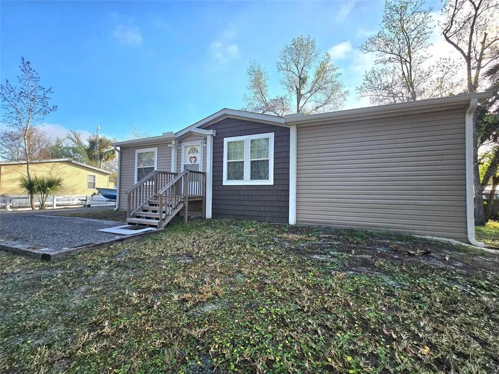 Unit for sale at 56290 CHERRY TREE ROAD, ASTOR, FL 32102
