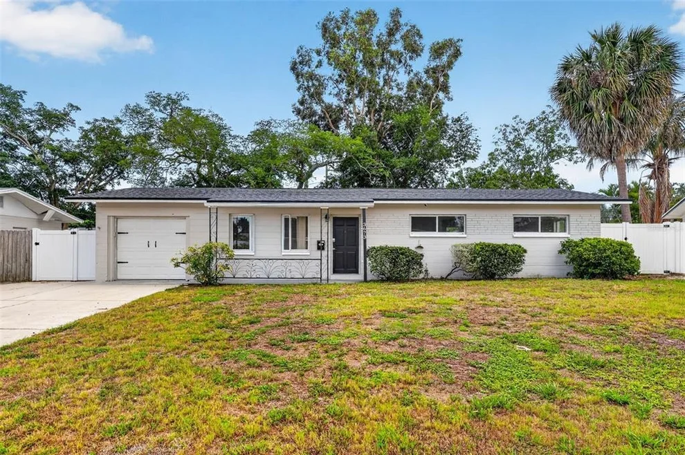 Unit for sale at 3673 SEAROBIN DRIVE SE, ST PETERSBURG, FL 33705