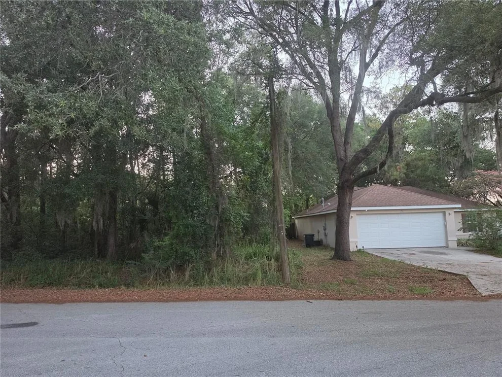 Unit for sale at PINE CIRCLE, OCALA, FL 34472