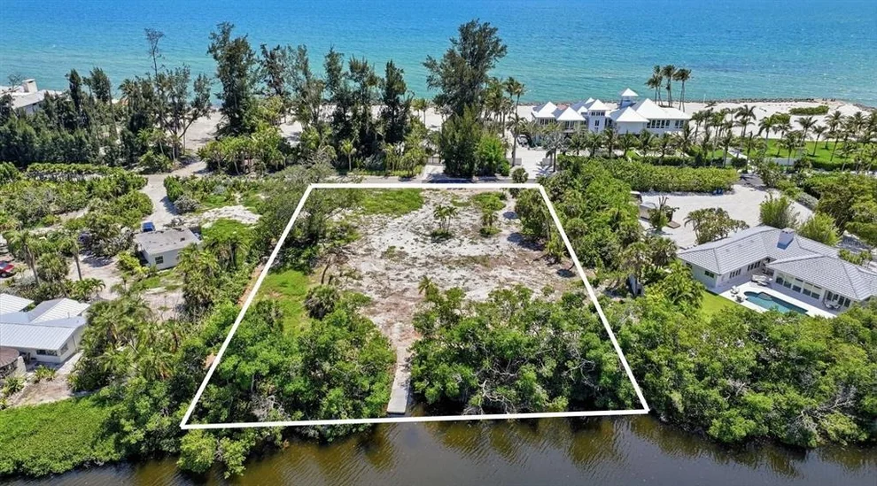 Unit for sale at 7723 SANDERLING ROAD, SARASOTA, FL 34242