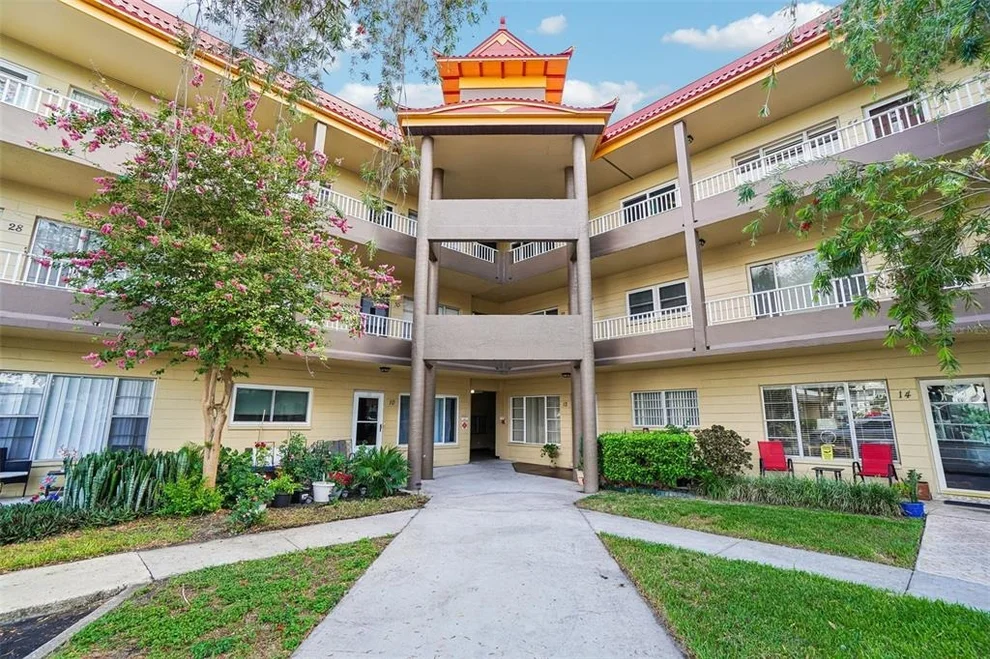 Unit for sale at 2402 ECUADORIAN WAY, CLEARWATER, FL 33763