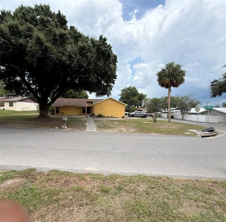 Unit for sale at 7023 FOX CHASE DRIVE, LAKELAND, FL 33810