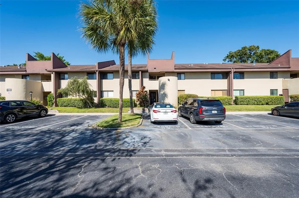 Unit for sale at 735 S VILLAGE DRIVE N, ST PETERSBURG, FL 33716