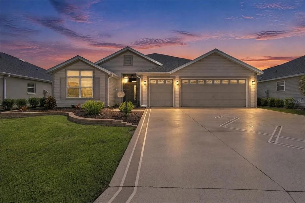 Unit for sale at 958 LONG LEAF LANE, THE VILLAGES, FL 32163