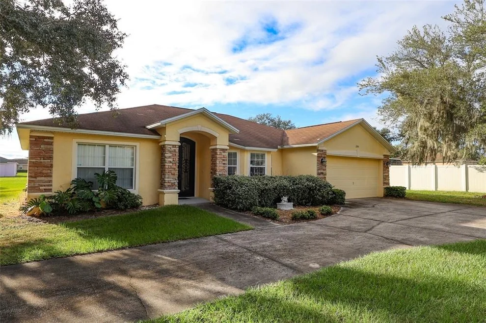Unit for sale at 1200 W MIZELL STREET, BARTOW, FL 33830