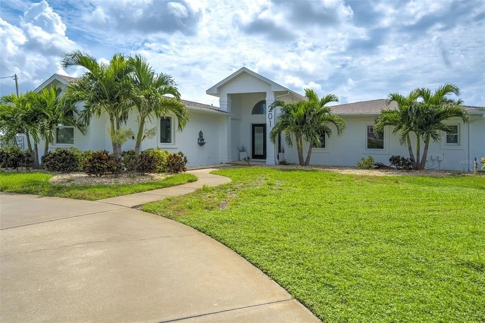 Unit for sale at 201 DRIFTWOOD LANE, LARGO, FL 33770