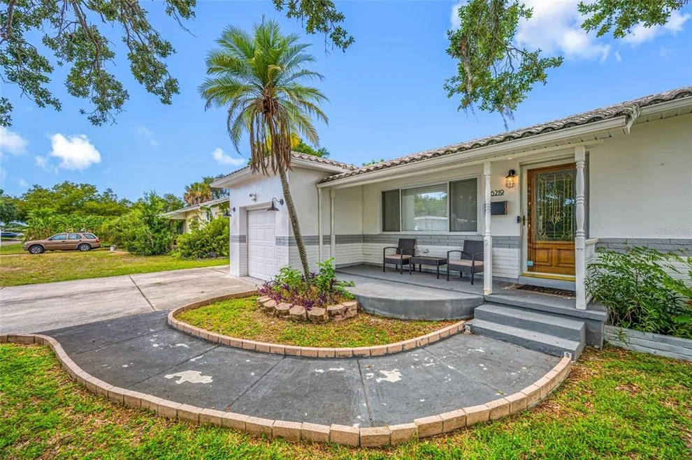 Unit for sale at 6219 HAMPTON DRIVE N, ST PETERSBURG, FL 33710