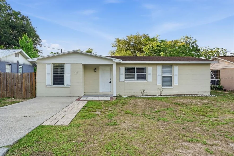 Unit for sale at 1514 CREST AVENUE, LEESBURG, FL 34748