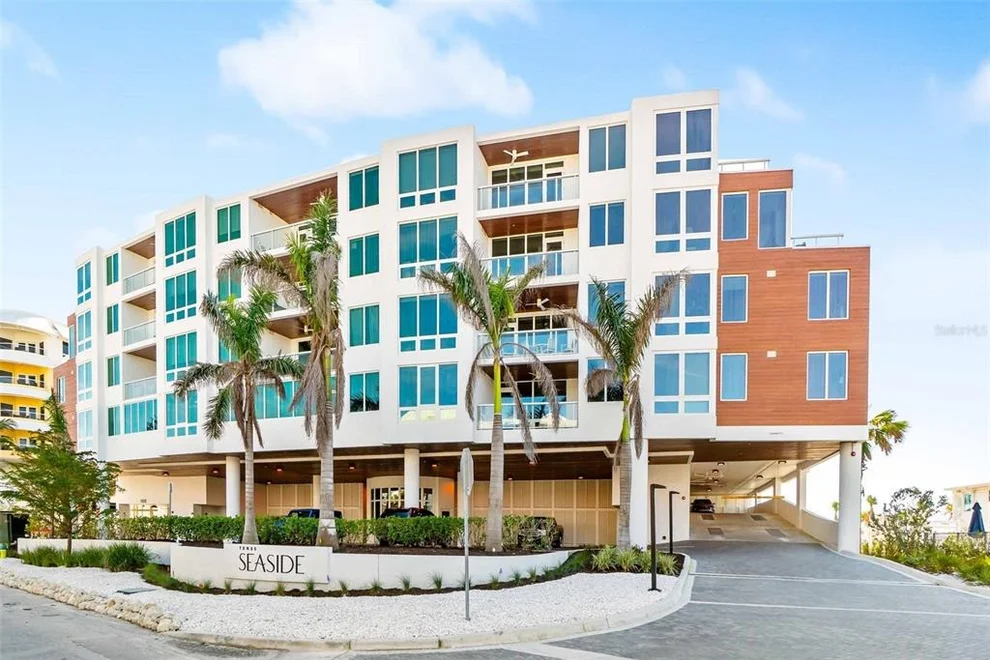 Unit for sale at 1035 SEASIDE DRIVE, SARASOTA, FL 34242