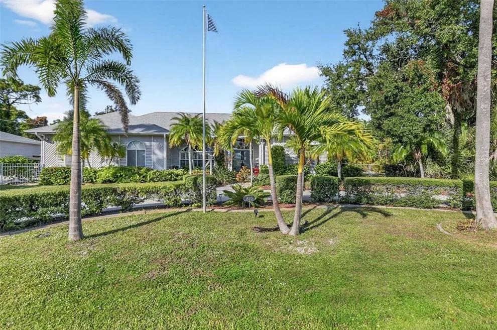 Unit for sale at 820 BAYSHORE DRIVE, ENGLEWOOD, FL 34223