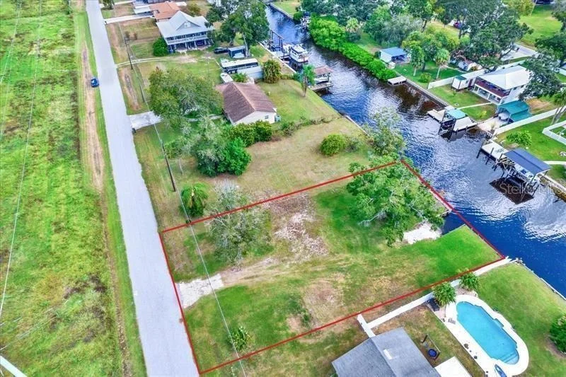 Unit for sale at 9924 PENINSULAR DRIVE, GIBSONTON, FL 33534