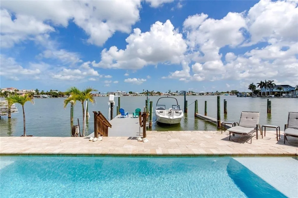 Unit for sale at 330 173RD AVENUE E, NORTH REDINGTON BEACH, FL 33708