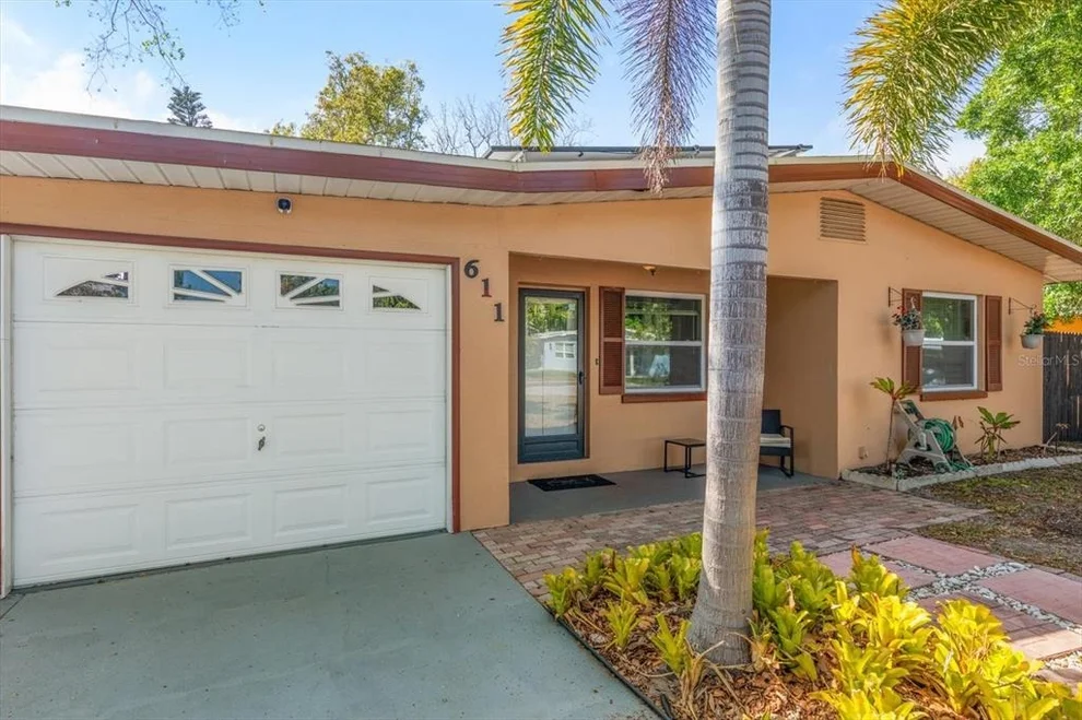 Unit for sale at 611 11TH STREET NW, LARGO, FL 33770