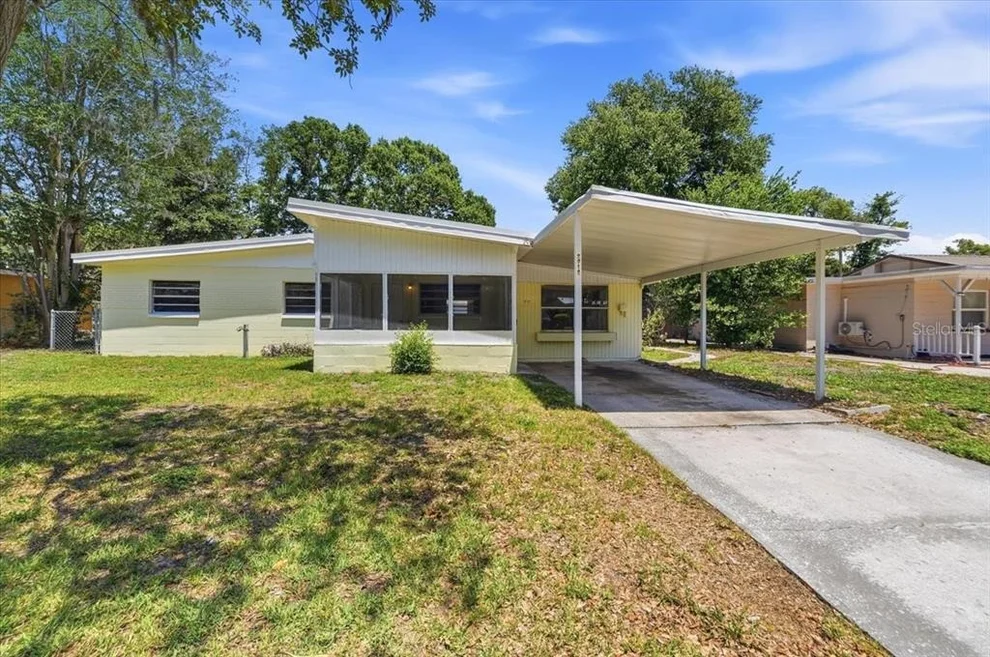 Unit for sale at 2912 PINEWAY AVENUE, LAKELAND, FL 33803