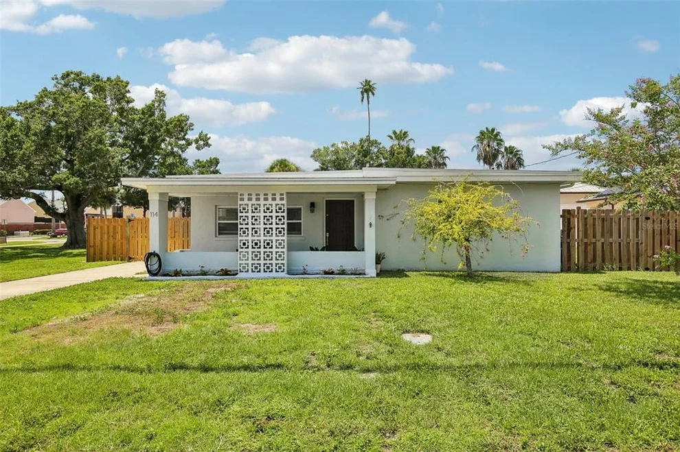 Unit for sale at 114 LAKE JUDY LEE DRIVE, LARGO, FL 33771