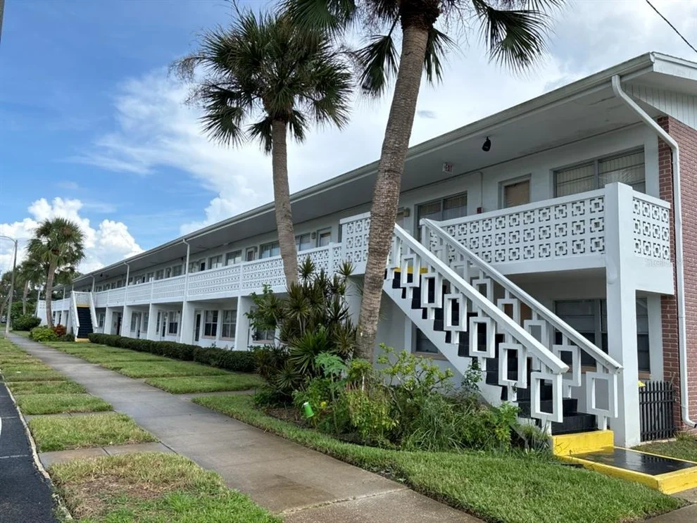 Unit for sale at 1000 79TH AVENUE N, ST PETERSBURG, FL 33702