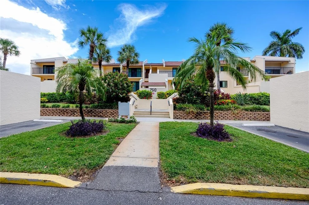 Unit for sale at 7510 SUNSHINE SKYWAY LANE S, ST PETERSBURG, FL 33711