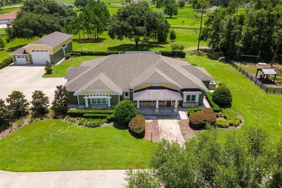 Unit for sale at 10615 NE 104TH CIRCLE, OXFORD, FL 34484