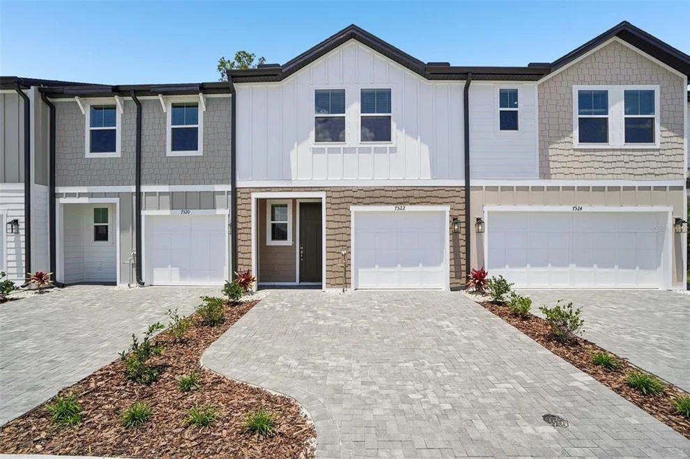 Unit for sale at 7522 DEER VALLEY CIRCLE, TAMPA, FL 33635