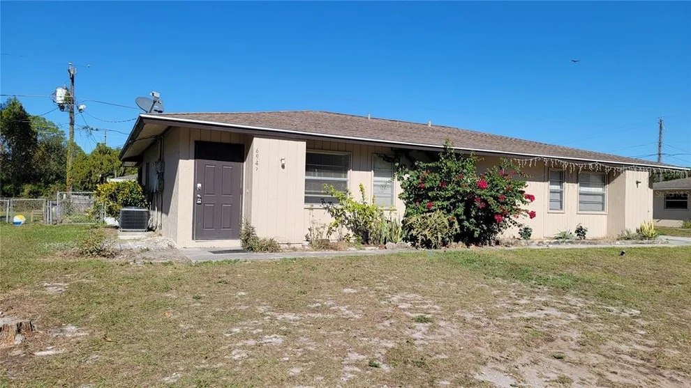 Unit for sale at 6947 BRENTFORD ROAD, SARASOTA, FL 34241