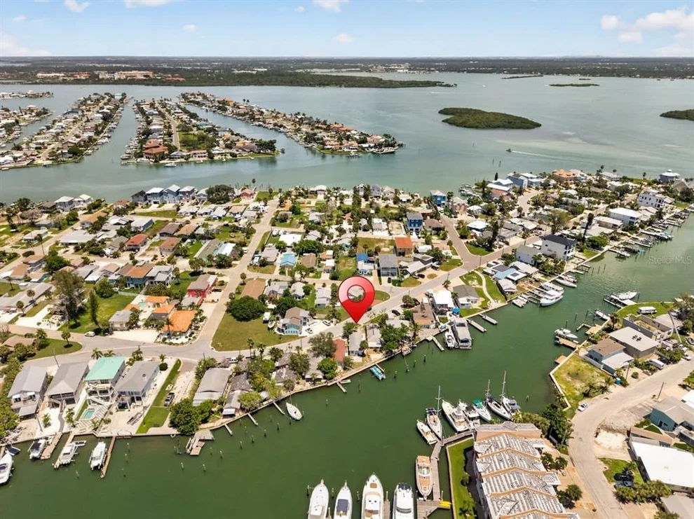 Photo of 249 Boca Ciega Drive, Saint Petersburg, FL 33708