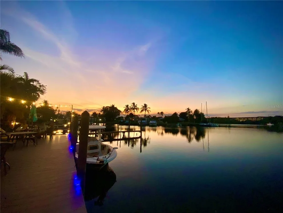 Unit for sale at 7150 N TAMIAMI TRAIL, SARASOTA, FL 34243