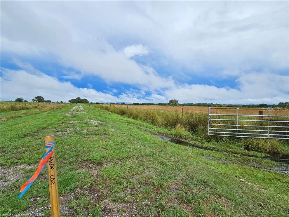 Unit for sale at 1013 CATTLE RANCH ROAD, VENUS, FL 33960