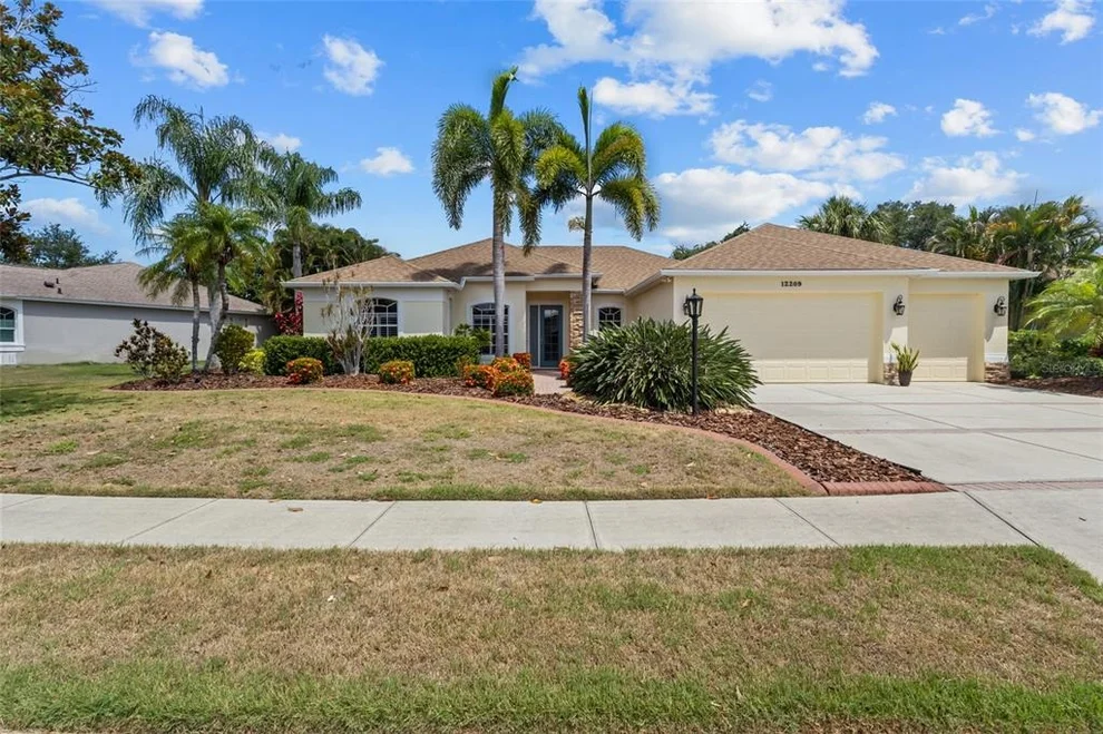 Unit for sale at 12209 CLUBHOUSE DRIVE, LAKEWOOD RANCH, FL 34202