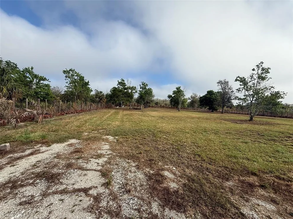 Unit for sale at 17231 NW 268TH STREET, OKEECHOBEE, FL 34972