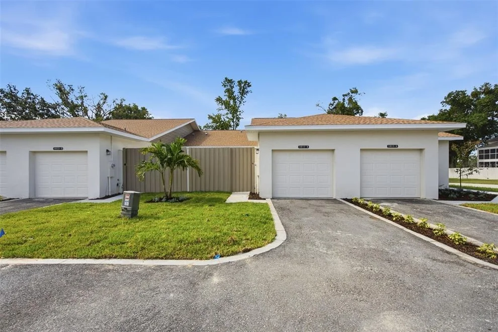 Unit for sale at 1411 OAK PL, APOPKA, FL 32712