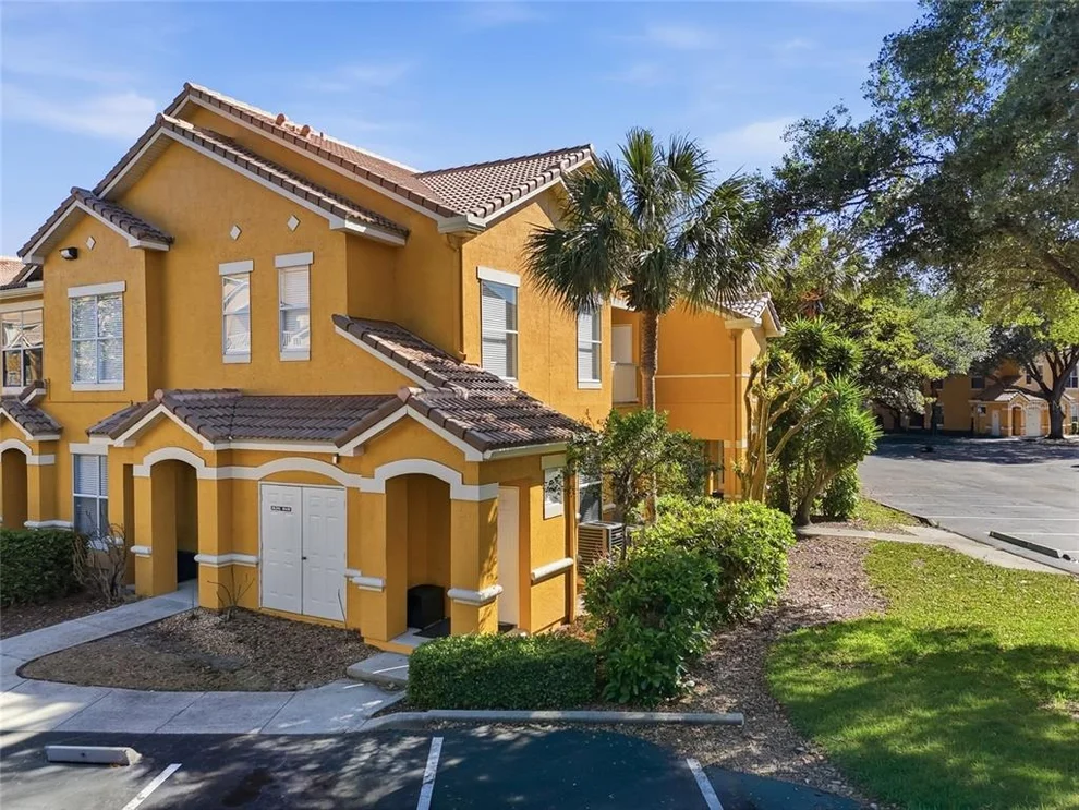 Unit for sale at 8843 VILLA VIEW CIRCLE, ORLANDO, FL 32821