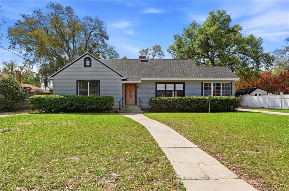 Unit for sale at 624 AVENUE A NE, WINTER HAVEN, FL 33881