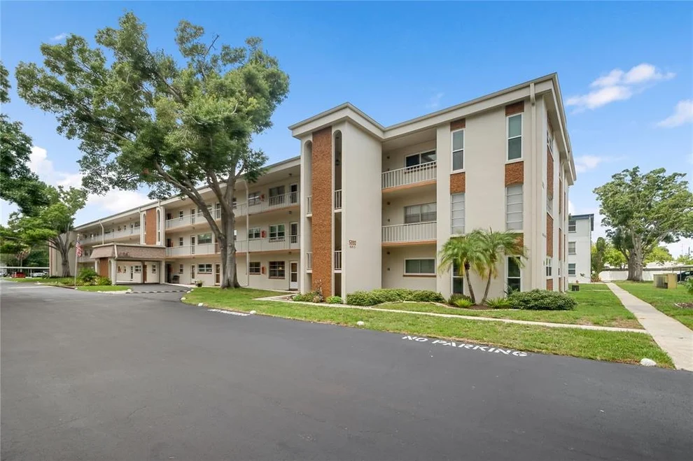 Unit for sale at 5880 38TH AVENUE N, ST PETERSBURG, FL 33710