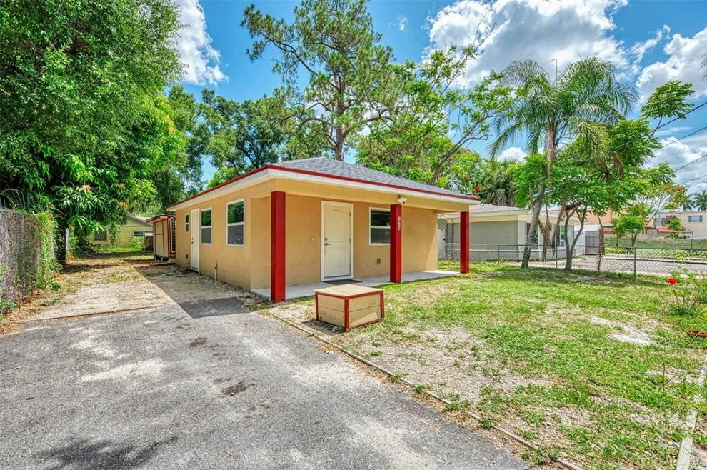 Unit for sale at 1420 19TH AVENUE W, BRADENTON, FL 34205