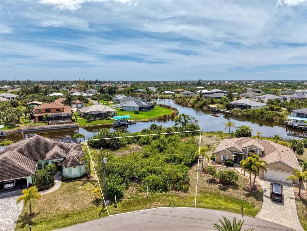 Unit for sale at 15304 HENNIPEN CIRCLE, PORT CHARLOTTE, FL 33981