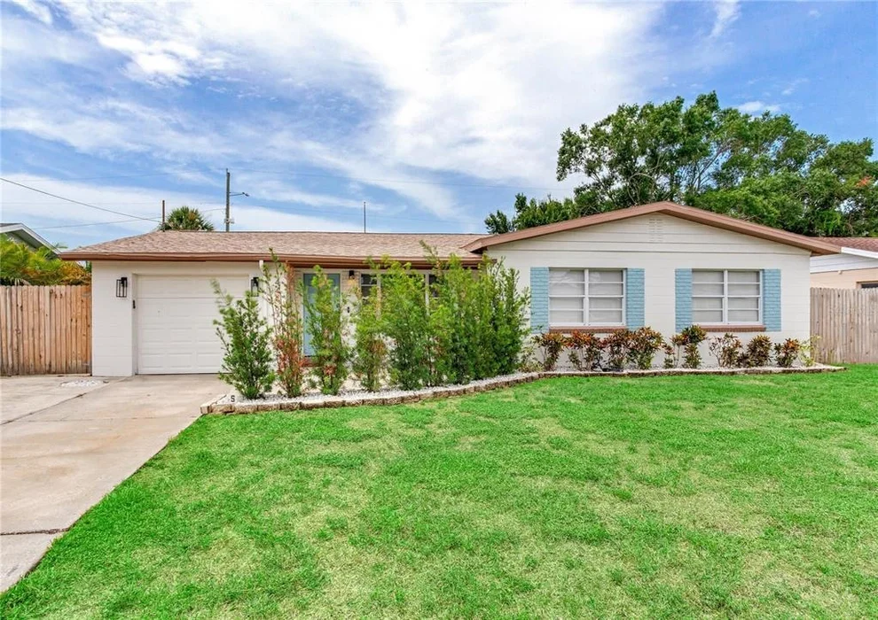 Unit for sale at 4416 W BAY COURT AVENUE, TAMPA, FL 33611