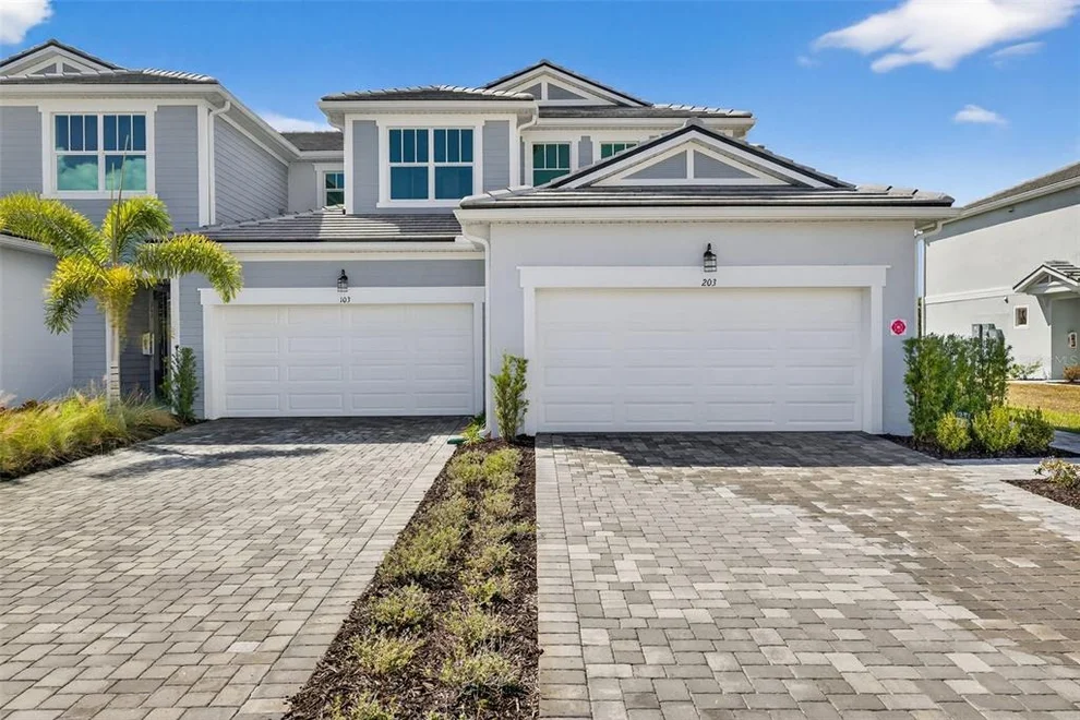 Unit for sale at 17375 MOONFLOWER DRIVE, VENICE, FL 34293