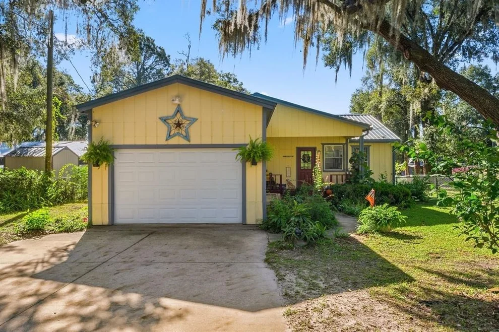 Unit for sale at 832 LAKE SHORE TERRACE, INTERLACHEN, FL 32148