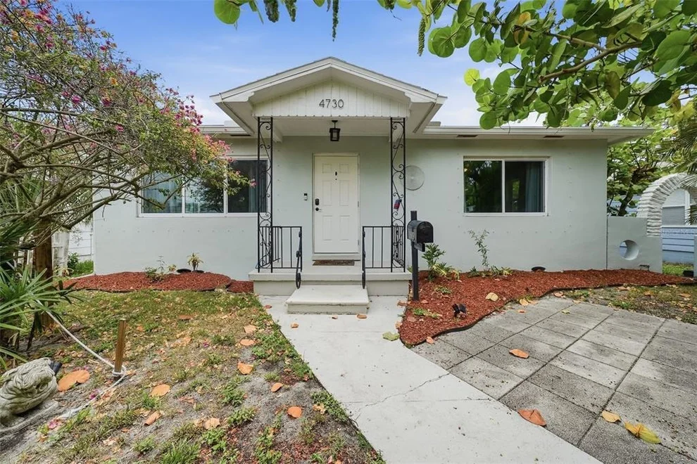 Unit for sale at 4730 BURLINGTON AVENUE N, ST PETERSBURG, FL 33713
