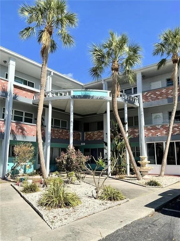 Unit for sale at 4300 58TH STREET N, KENNETH CITY, FL 33709