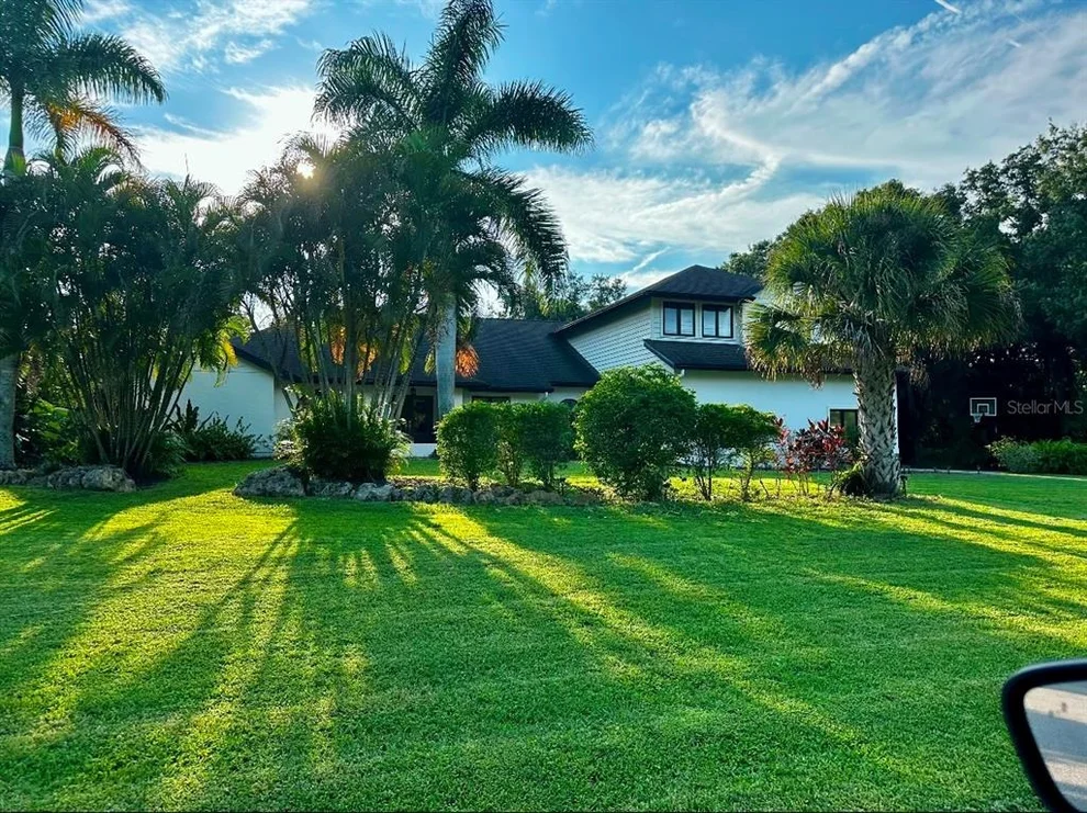 Unit for sale at 4588 BAYCEDAR LANE, SARASOTA, FL 34241