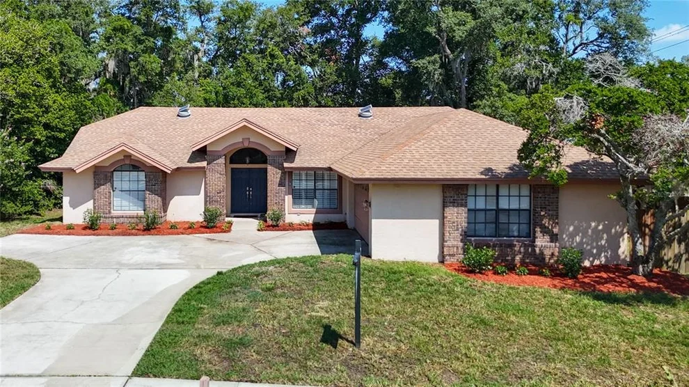 Unit for sale at 2102 LAINDALE PLACE, VALRICO, FL 33596