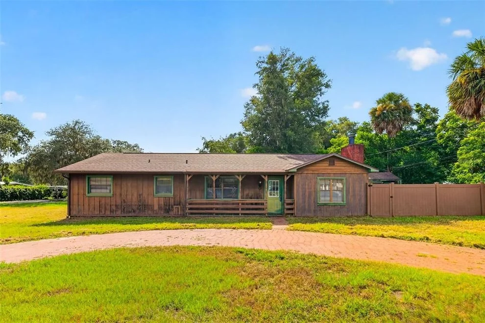Unit for sale at 315 S LONE OAK DRIVE, LEESBURG, FL 34748