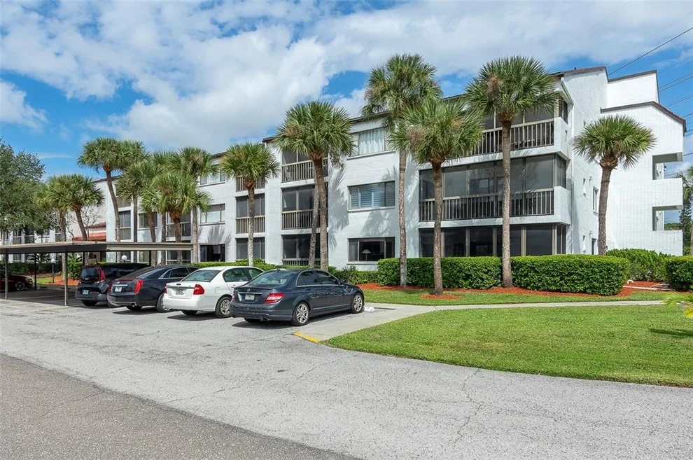 Unit for sale at 2593 COUNTRYSIDE BOULEVARD, CLEARWATER, FL 33761